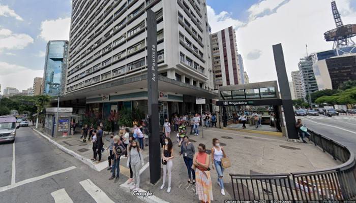 Fachada da Audição Paulista em frente ao Metrô Brigadeiro